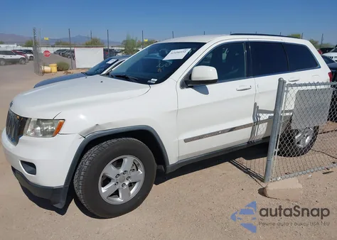 2012 Jeep Grand Cherokee Laredo z USA, uszkodzony, nr VIN 1C4RJFAG9CC318981